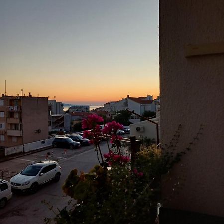 Apartment Lukas Galileo Izuzetan Макарська Екстер'єр фото